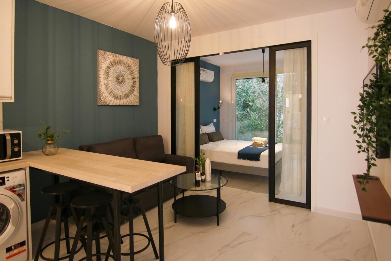 Phaedrus Living Seaside Romantic Flat Limnaria 123 Paphos Exterior photo