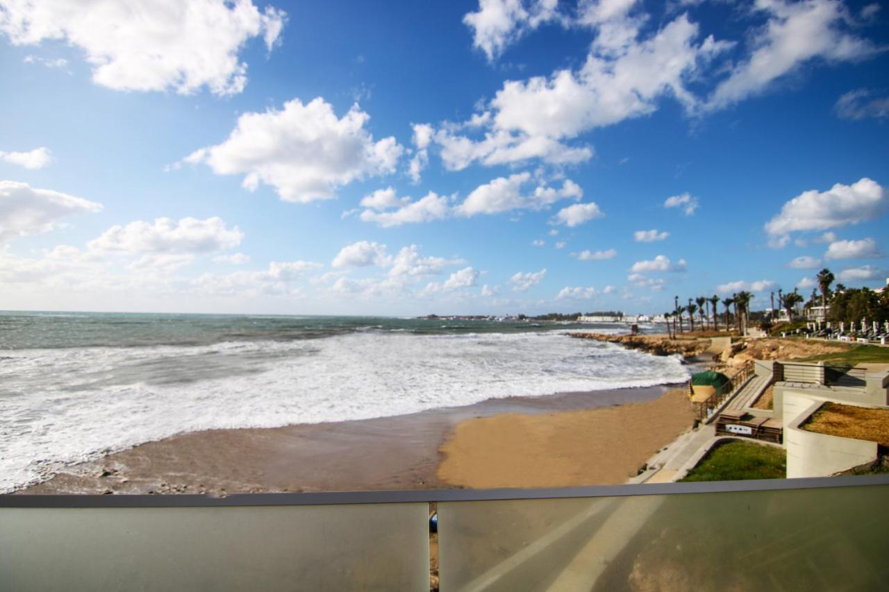 Phaedrus Living Seaside Romantic Flat Limnaria 123 Paphos Exterior photo